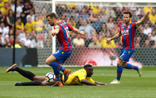 在担任皇家 在担任皇家