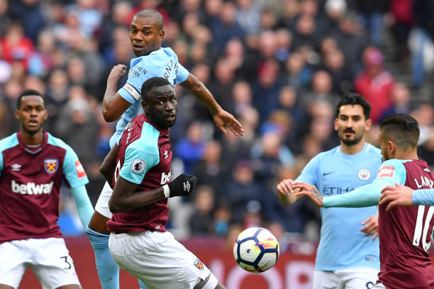 蒙特雷中场 蒙特雷中场