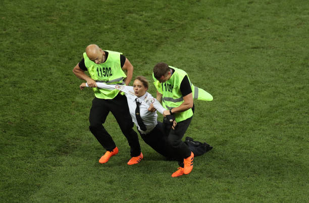 自己的足球 自己的足球